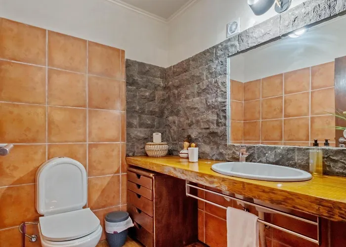 Tatil Evi Sao Jorge - By Wehost *