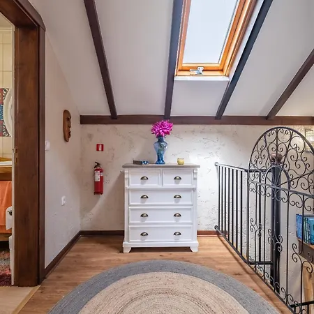 Сasa de vacaciones Sao Jorge - By Wehost *