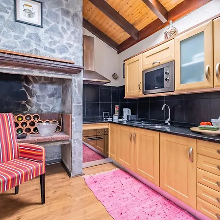 Сasa de vacaciones Sao Jorge - By Wehost Santana (Madeira)