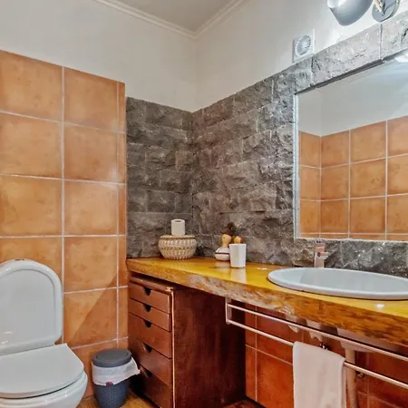 Vakantiehuis Sao Jorge - By Wehost *